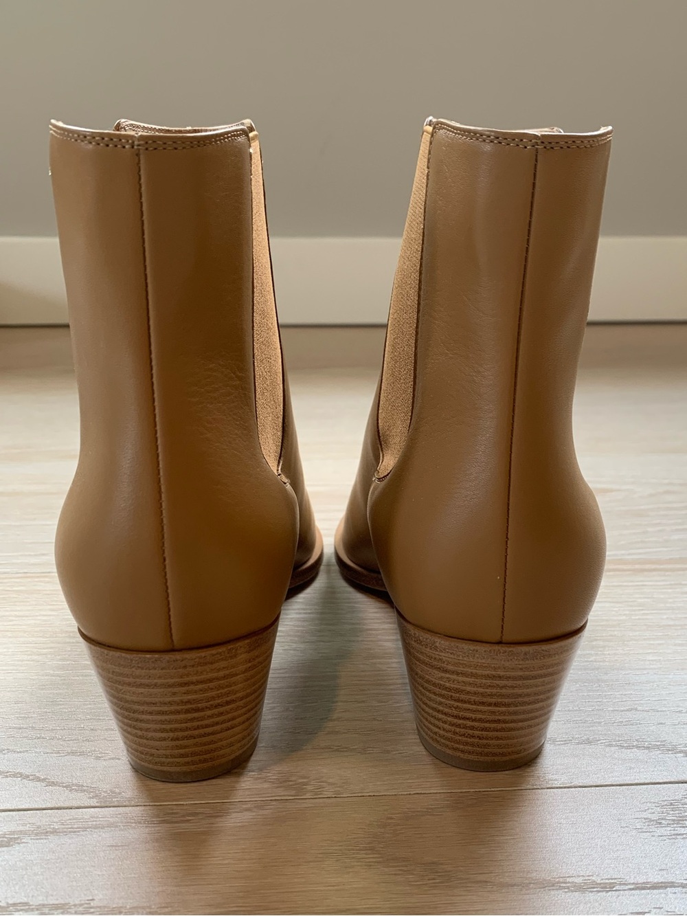 Gianvito Rossi Romney Pointed Toe Tan Chelsea Leather Ankle Boots NWT Size 40 IT - Picture 5 of 9
